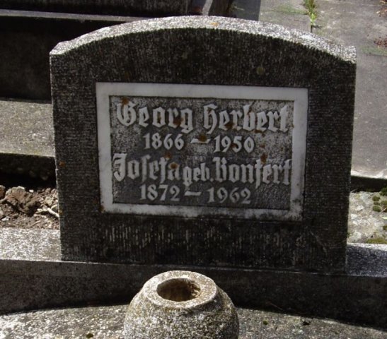 Herbert Georg 1866-1950 Bonfert Josefa 1872-1962 Grabstein